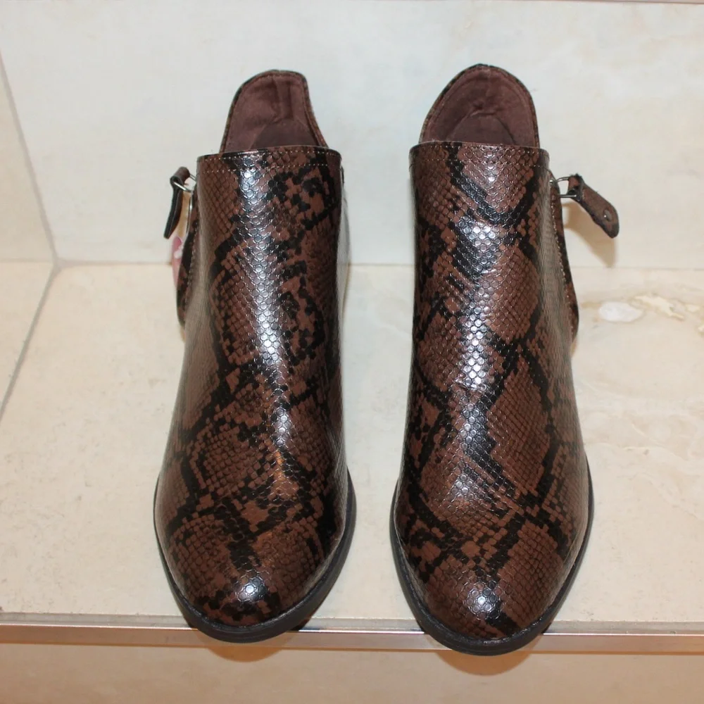 SO brown snake booties (women’s 9.5) (NWT) - Picture 2 of 12